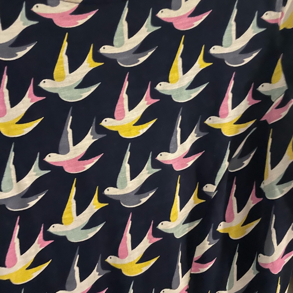 Boden Navy Dress with Pink and Yellow Bird Print Sz. 8 Cute!!! - Picture 3 of 7